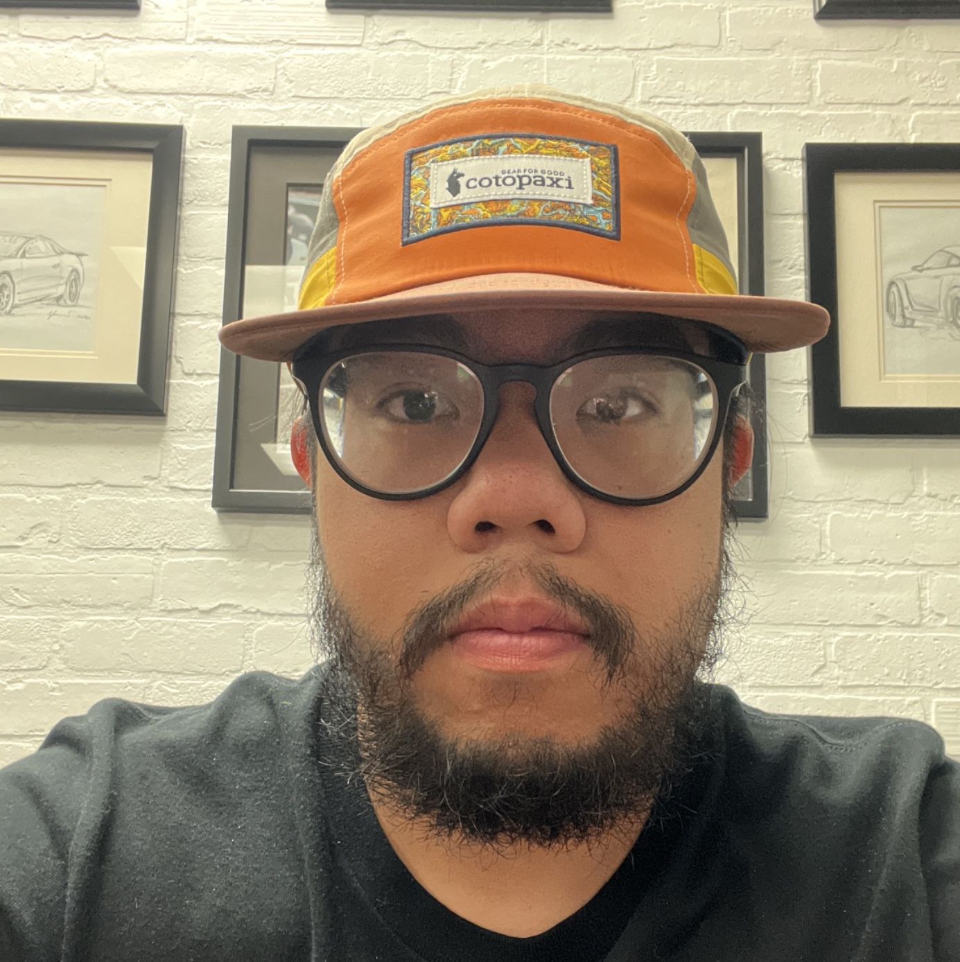 Profile of Phil Gomez