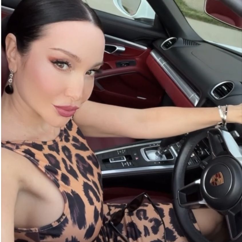 Profile of Nadezda Urquizu