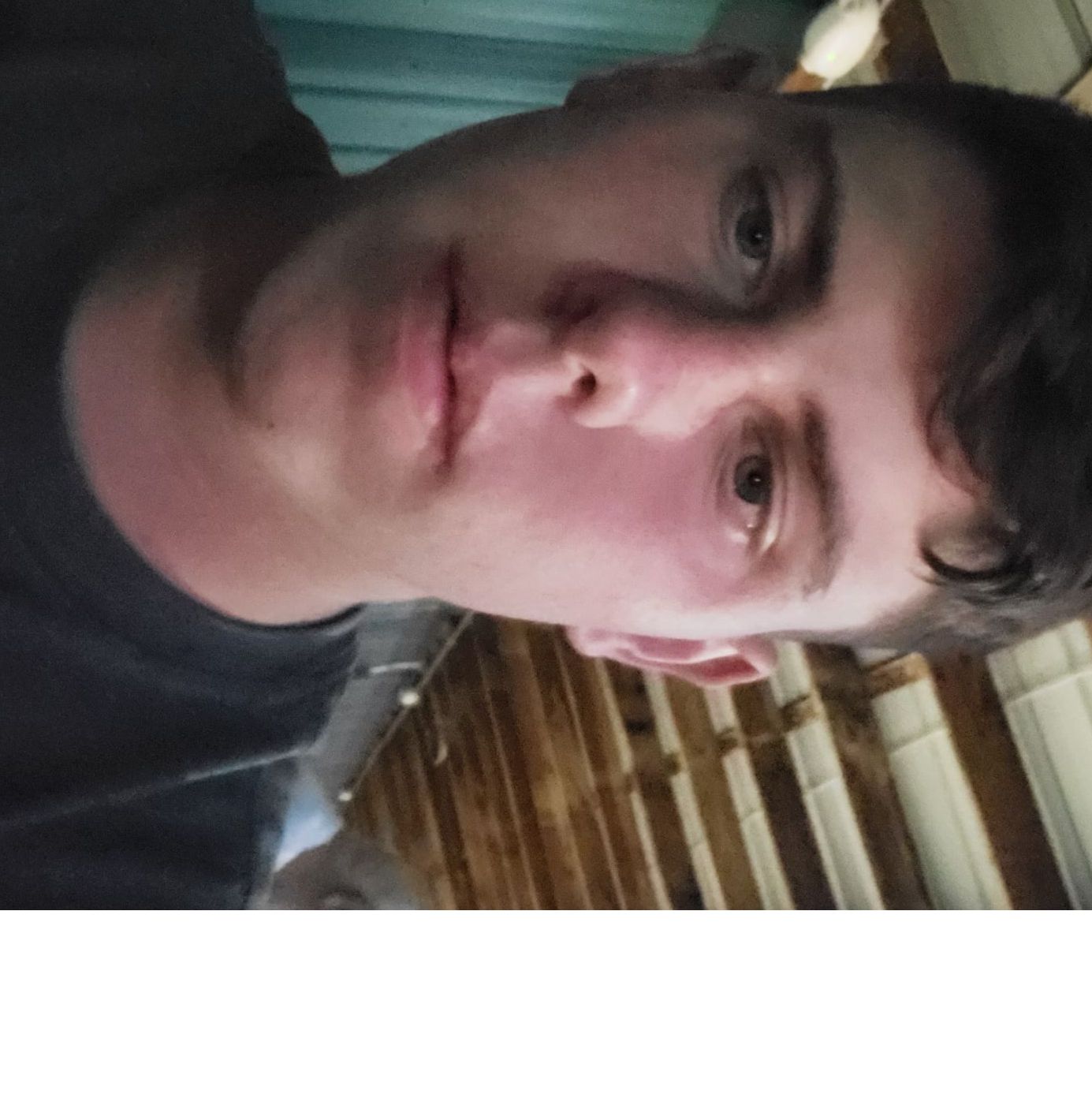 Profile of Zander Ray