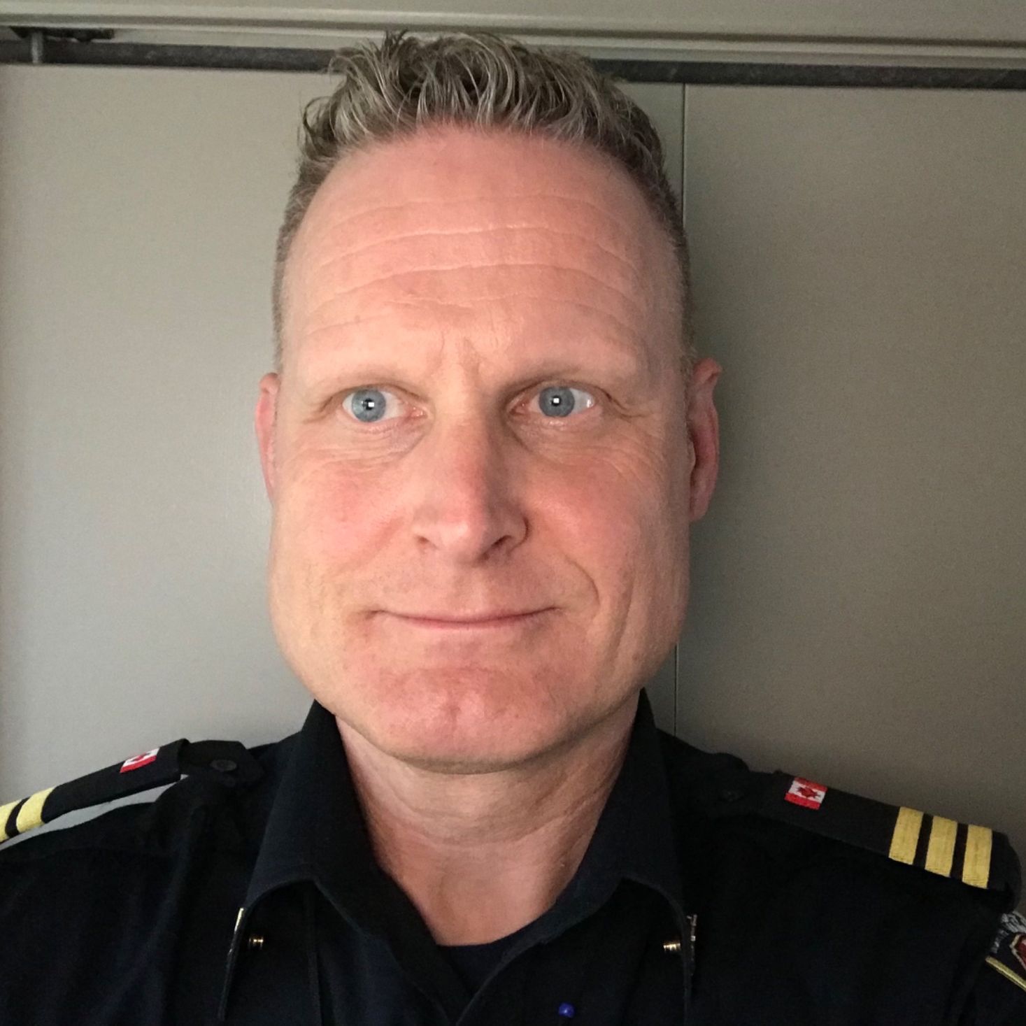 Profile of Gunter Kramer