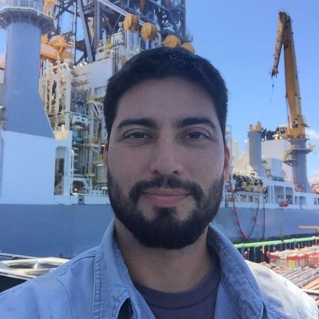 Profile of Ricardo Lyne