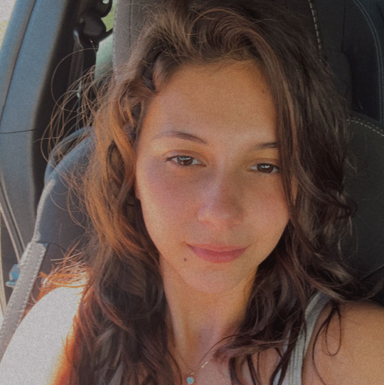 Profile of Danieska Abad