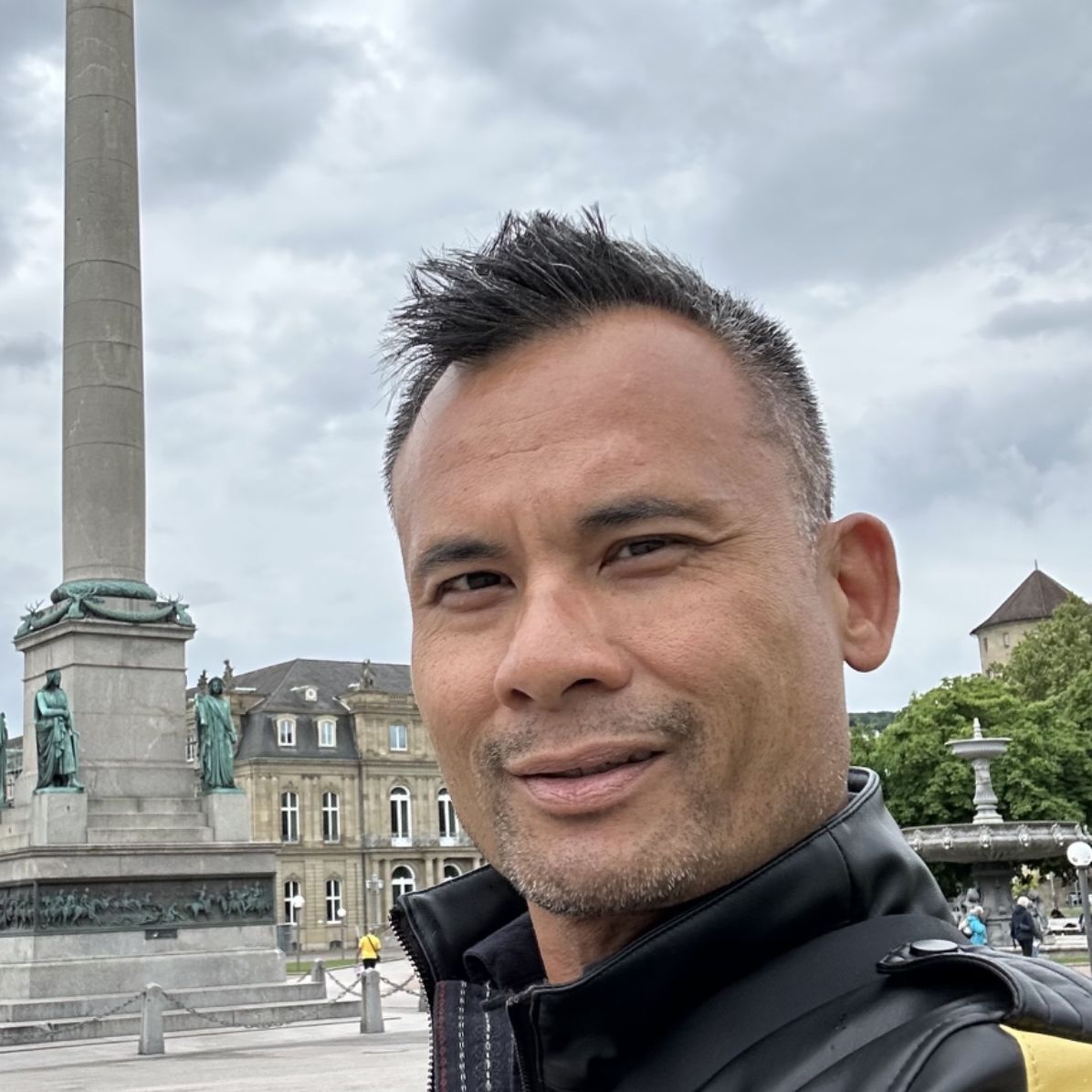 Profile of Saifonh Lanavanh Lanavanh