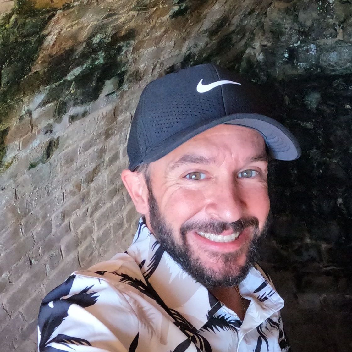 Profile of Dustin Montoya