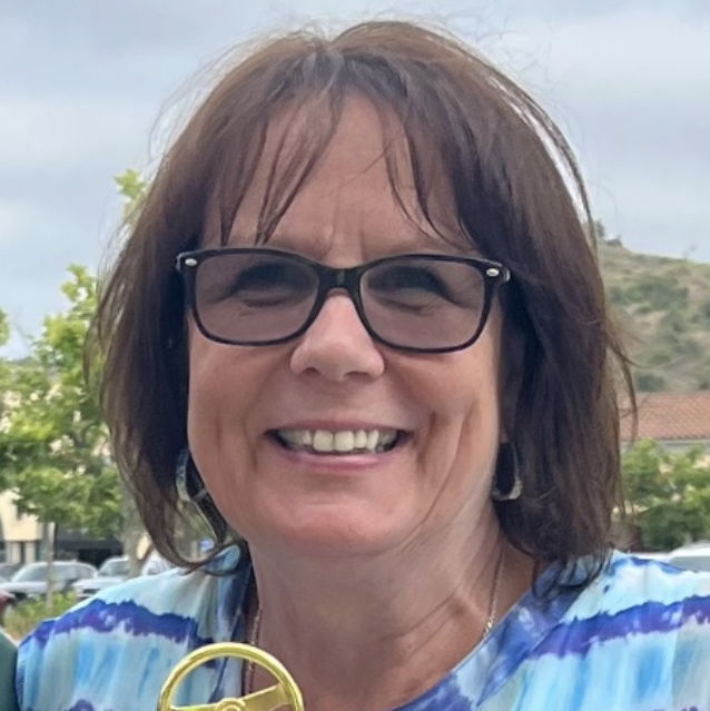 Profile of JENNIFER FAHN