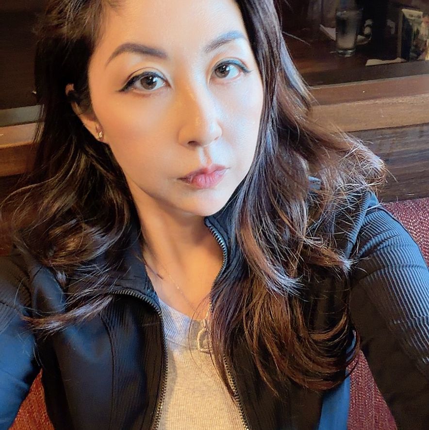 Profile of Wei McQueen ( Yan)