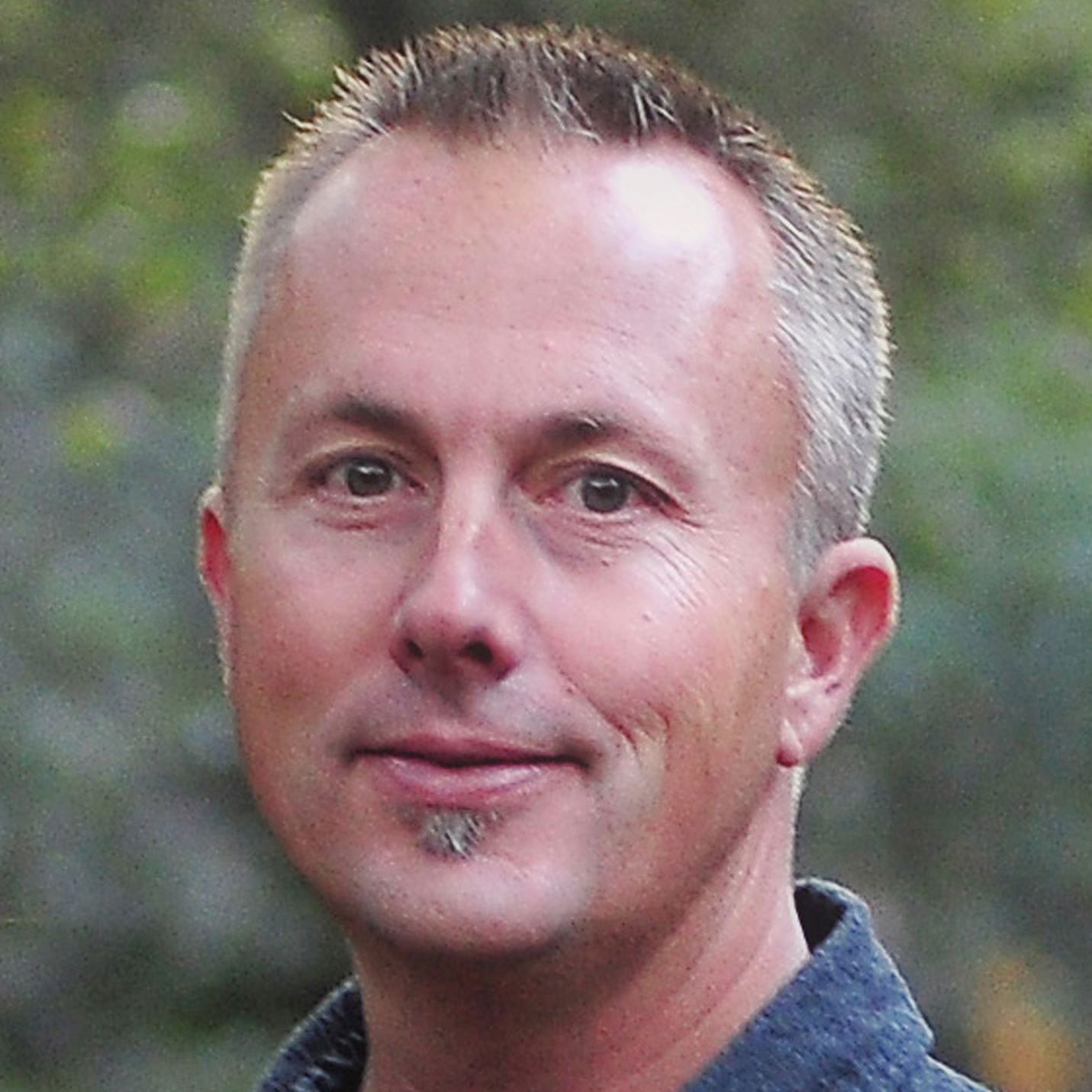 Profile of Wesley Mollno