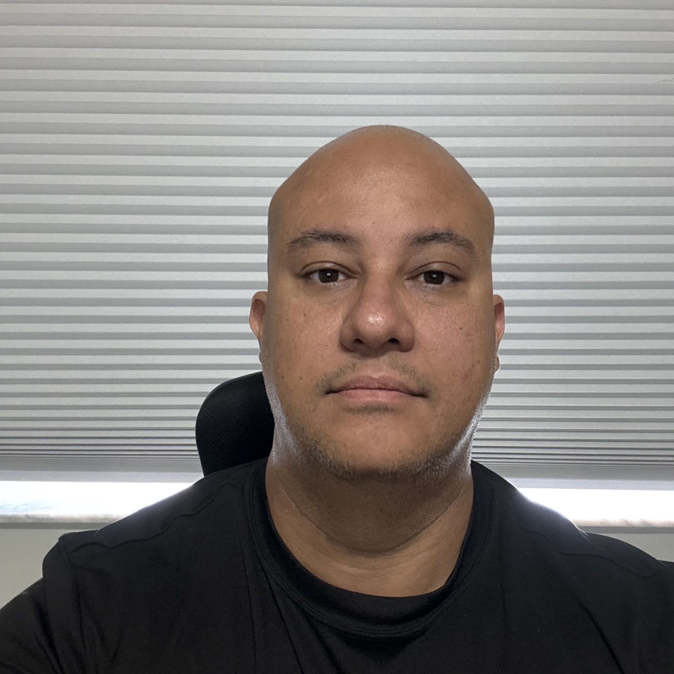 Profile of Carlos Hernandez