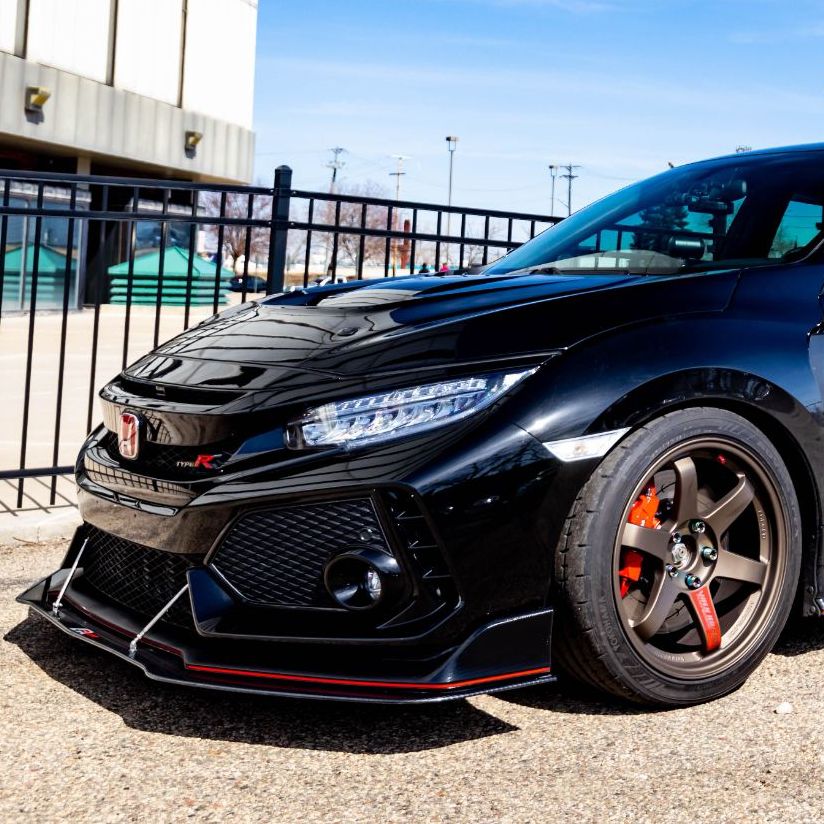 Profile of Alex Douangmala