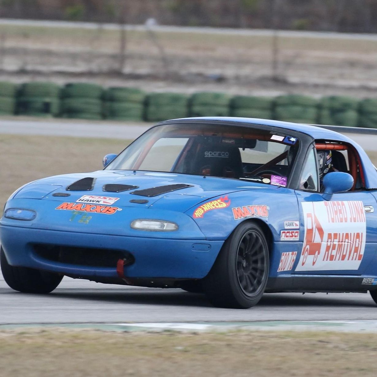 Profile of Ed De Oliveira