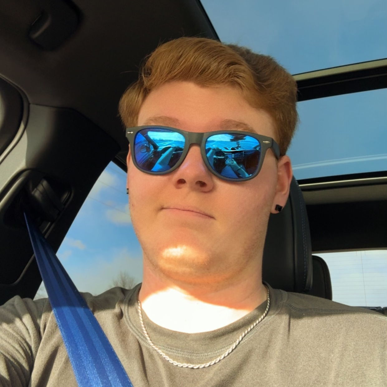 Profile of Dustin Pettiecord