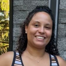 Profile of Nathalia Duo-Devincenzi