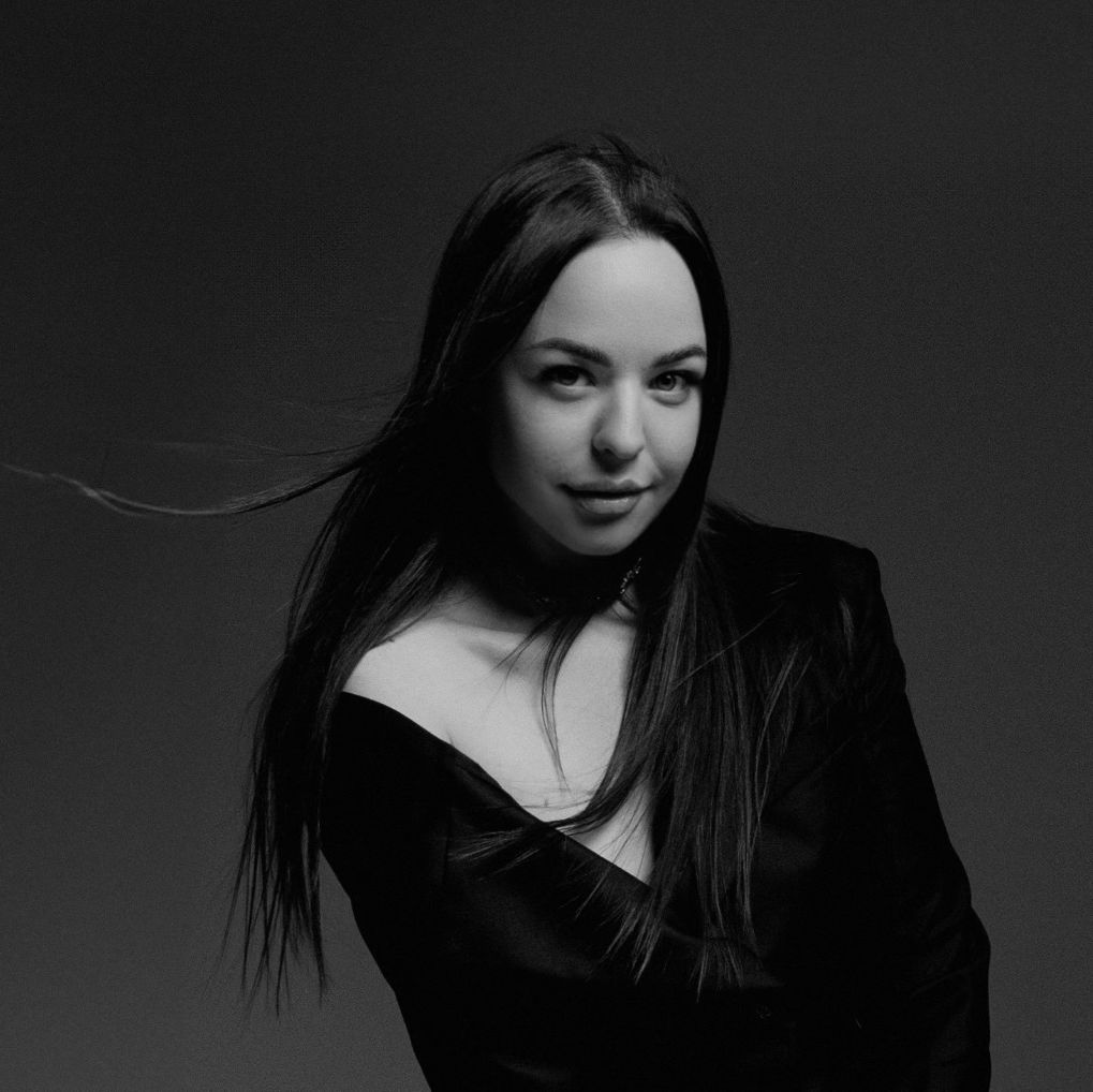 Profile of Lidia Suprunova