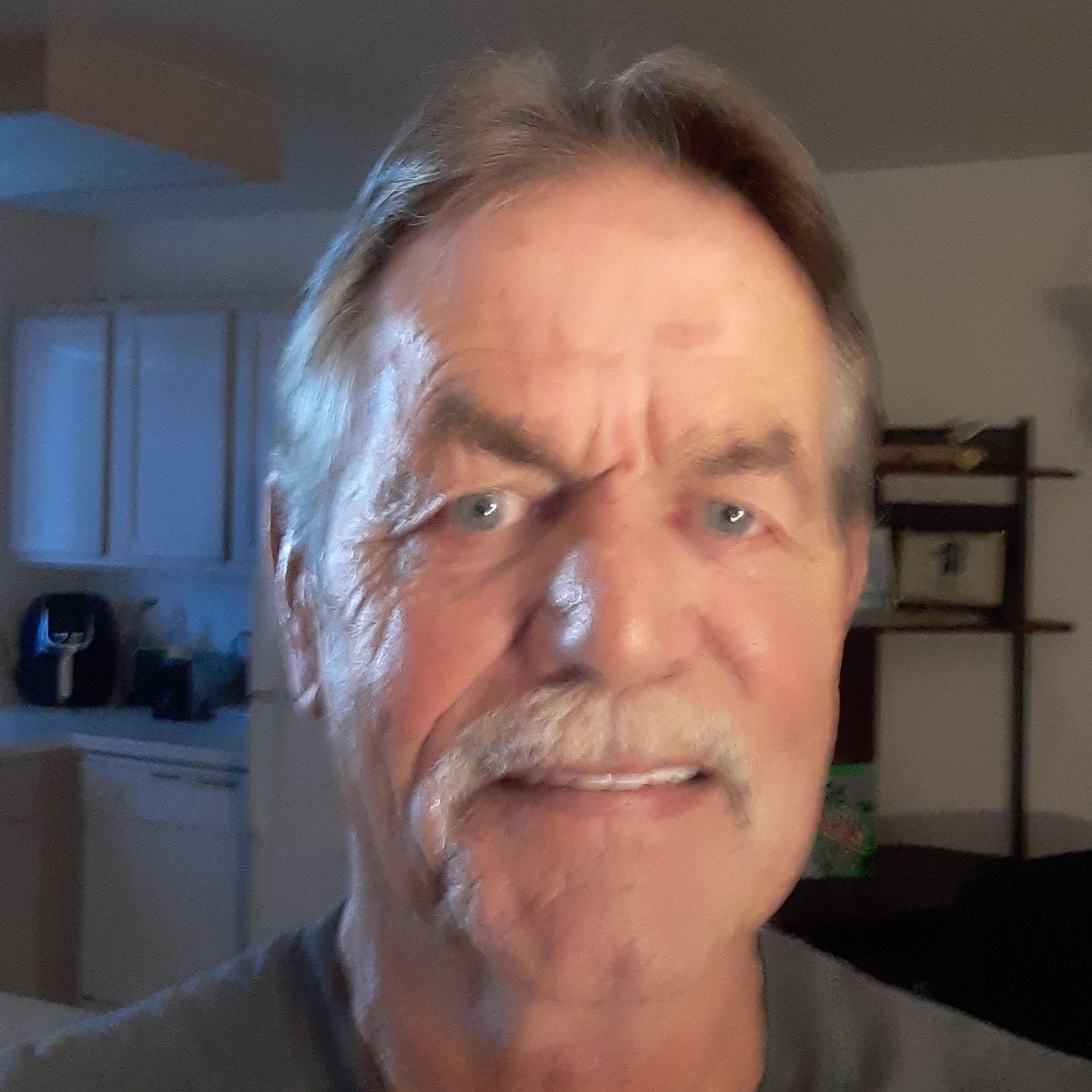 Profile of Robert Pierik