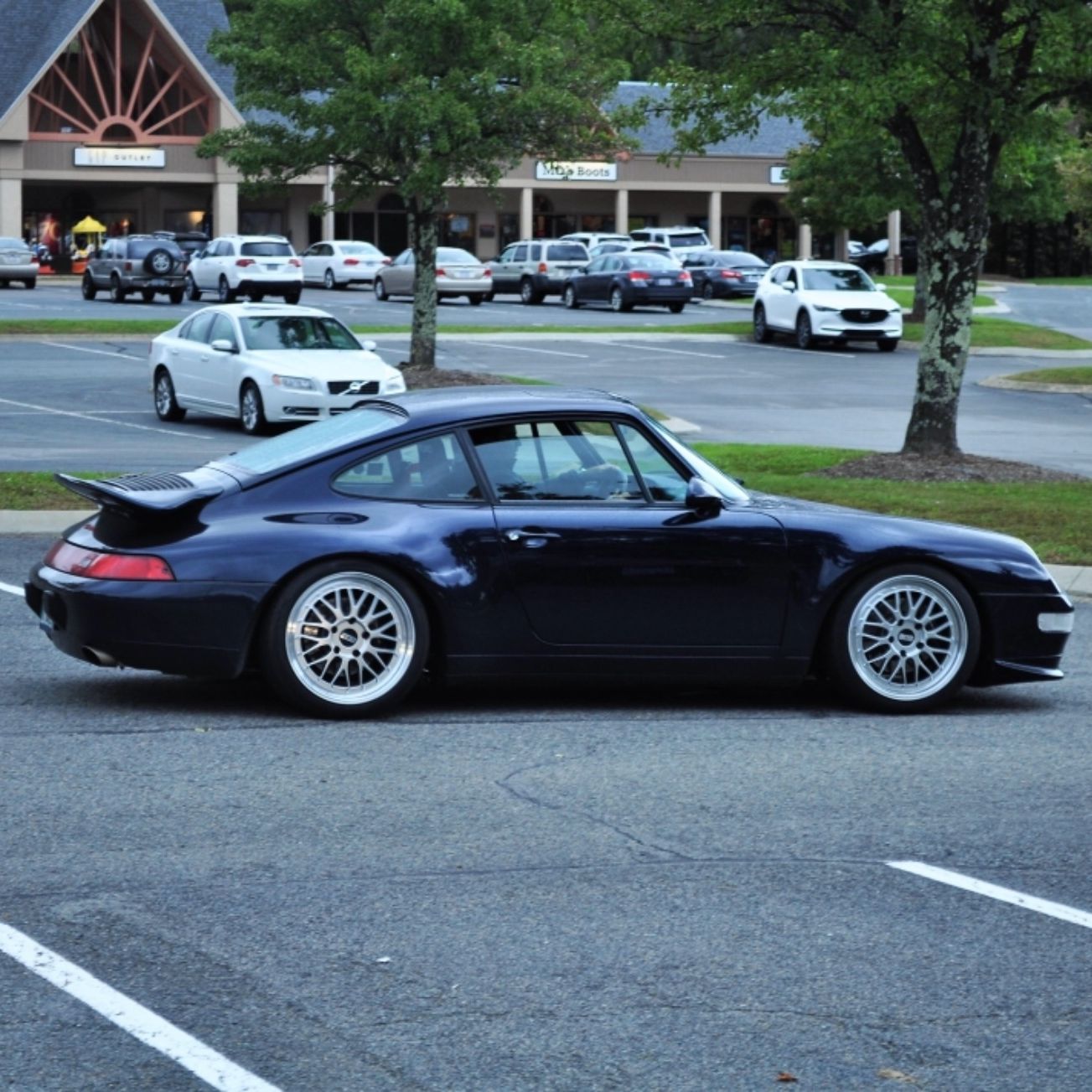 Profile of Jaime Monserrat