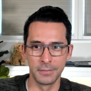 Profile of Aaron Elkins