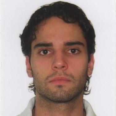 Profile of Caio Junqueira