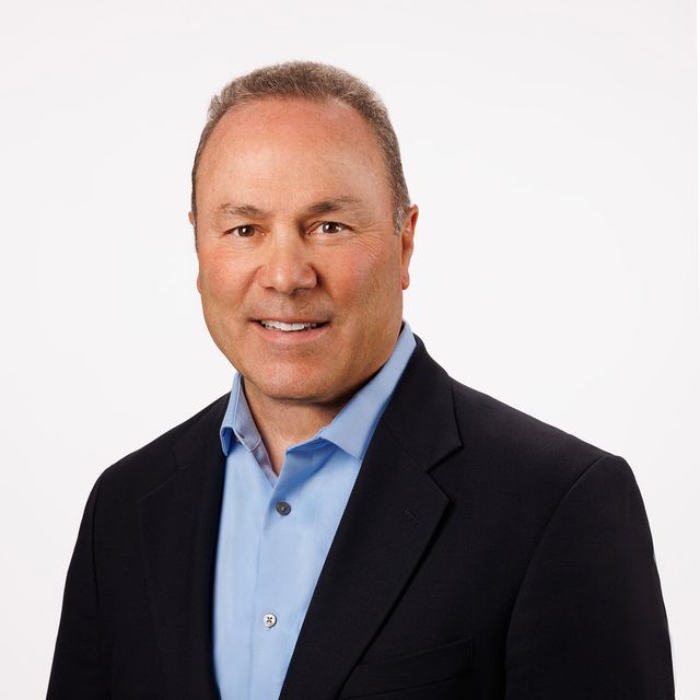 Profile of Lee Martucci