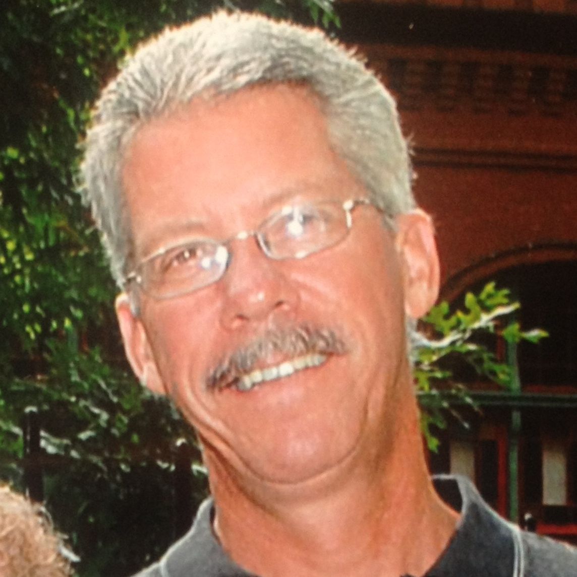 Profile of Chris Mertens