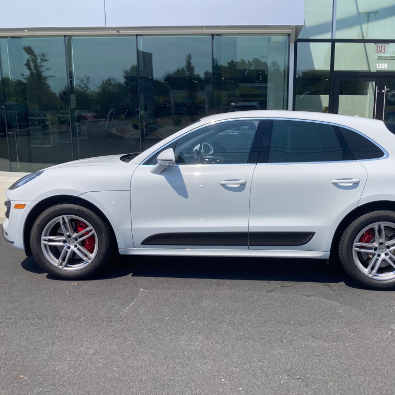 Profile of Rochelle Aronson