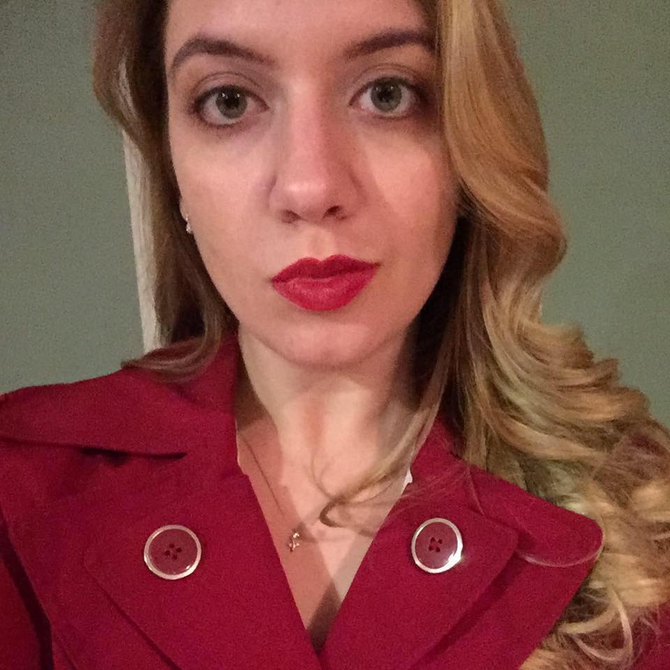 Profile of Julianne Parlove