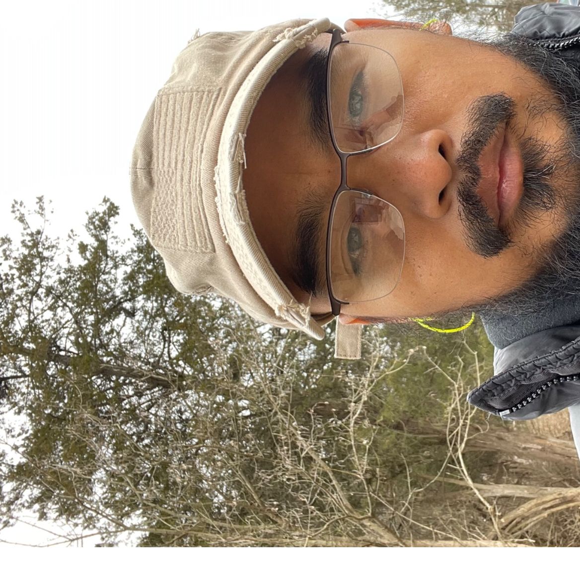 Profile of Johnny Tyssens