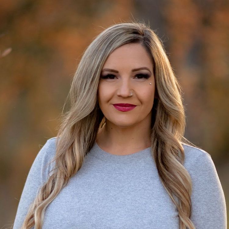 Profile of Renata Lamb