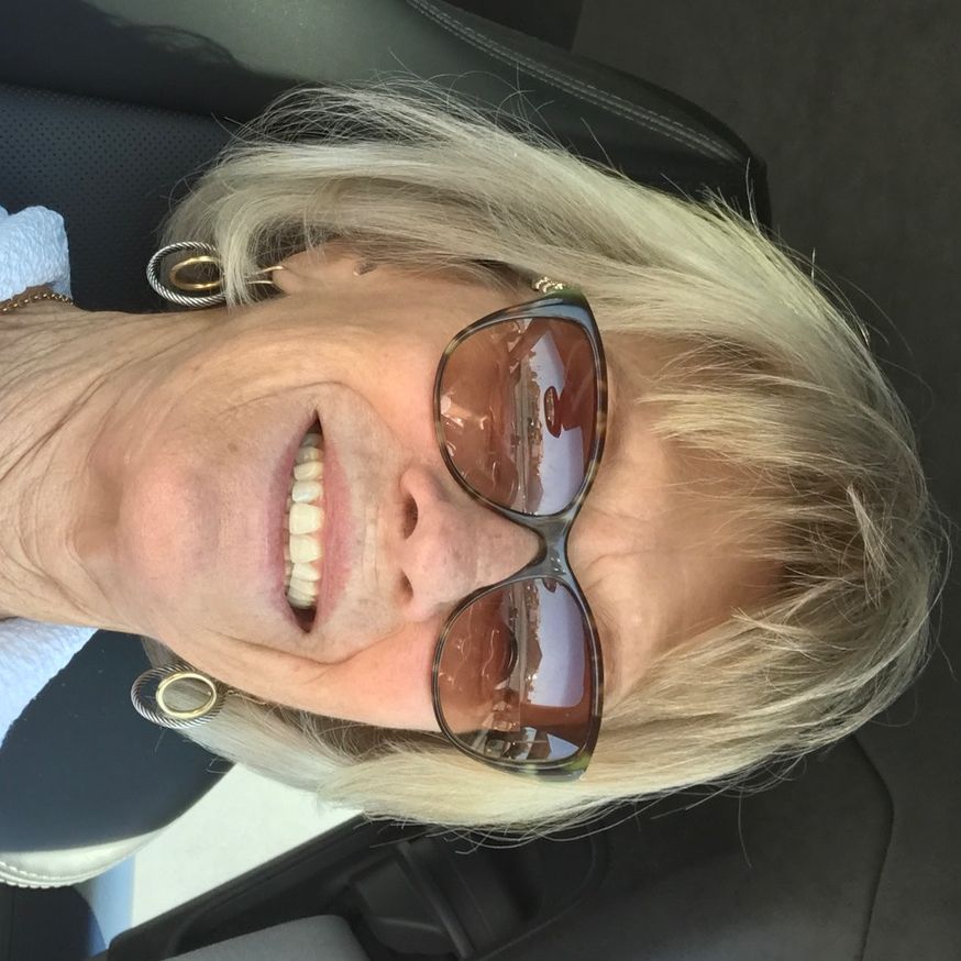 Profile of Robin Elmore