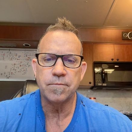 Profile of Neilsen Thomas