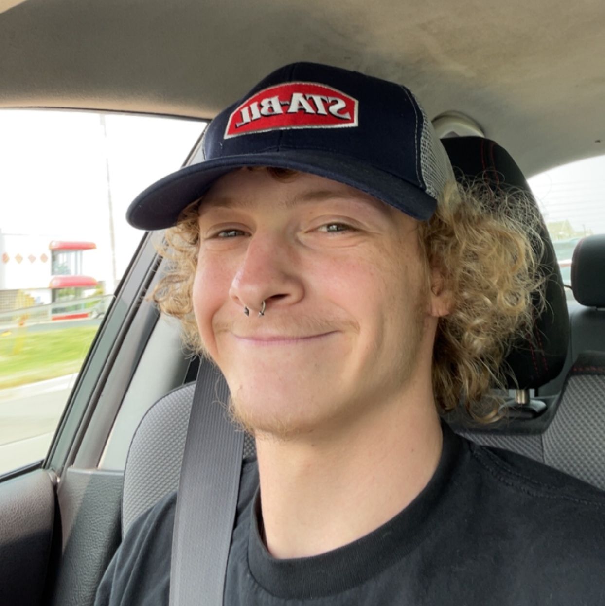 Profile of Yzack Hagen