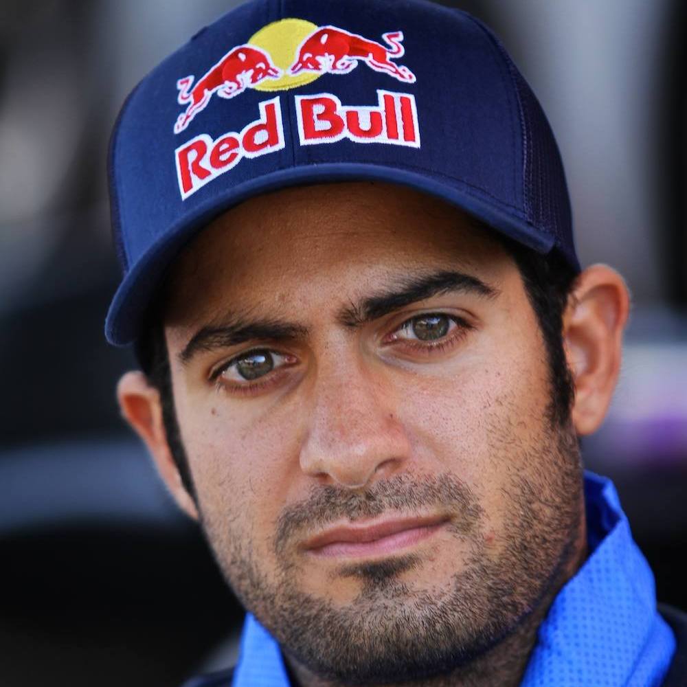 Profile of Gustavo Yacaman