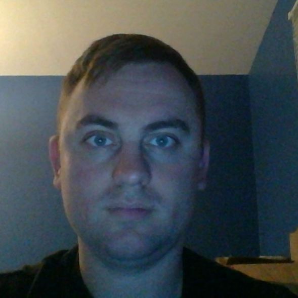 Profile of Aaron Thomas