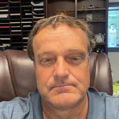 Profile of Tom Pank