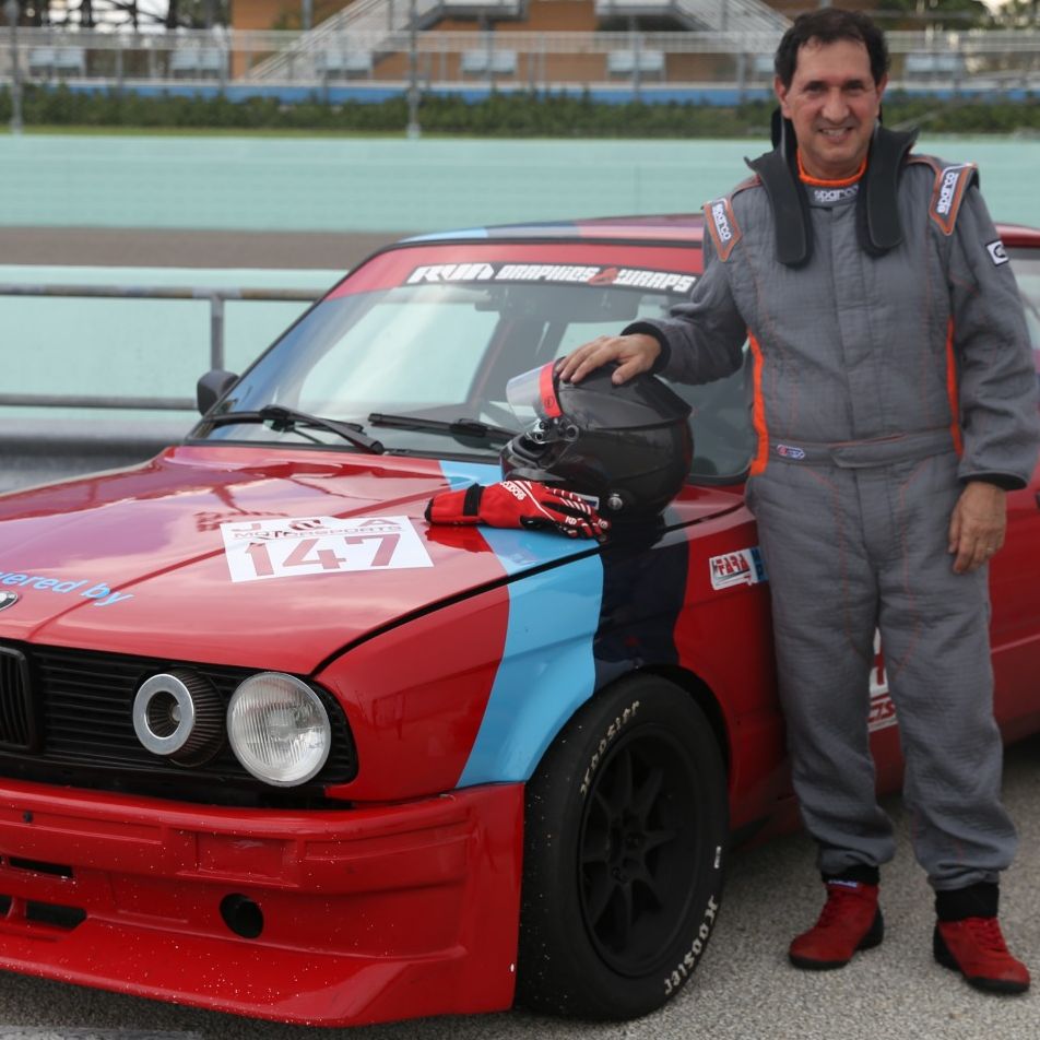 Profile of Gilberto Pinzon