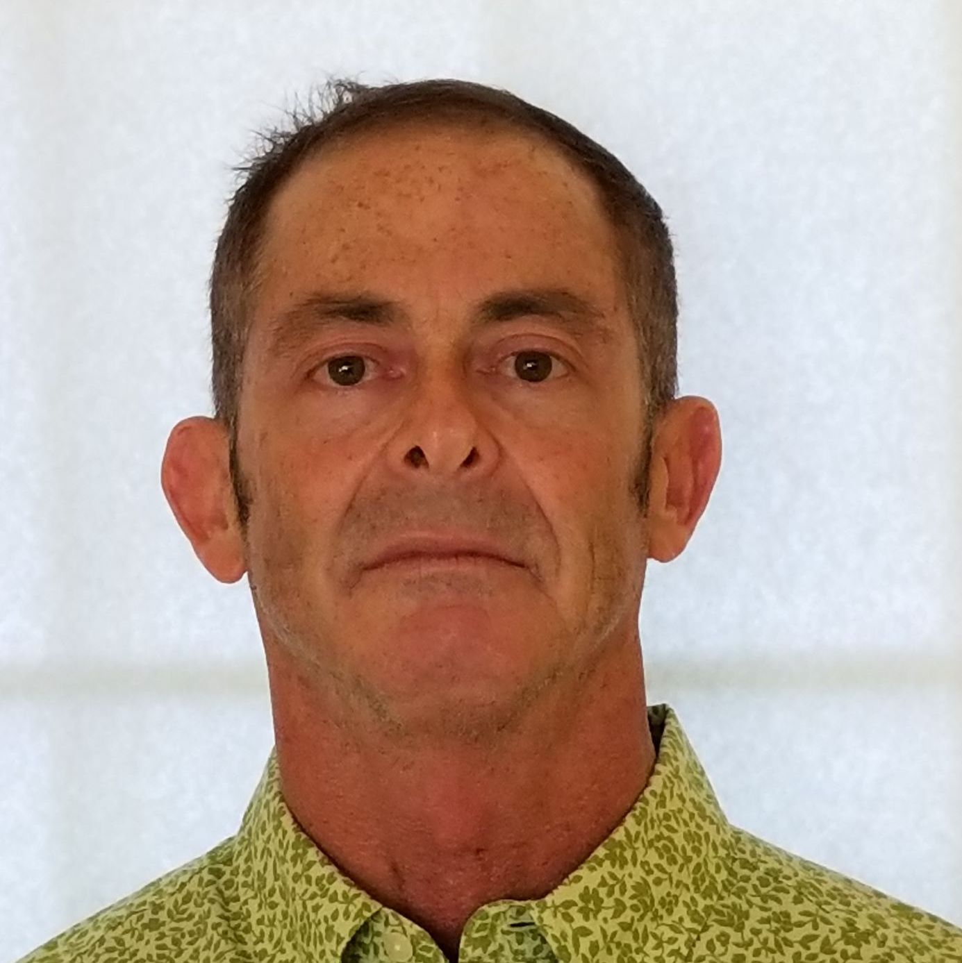 Profile of Leo Alonso