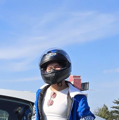 Profile of Ren Souksamlane