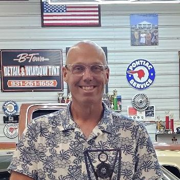 Profile of Chris Thompson