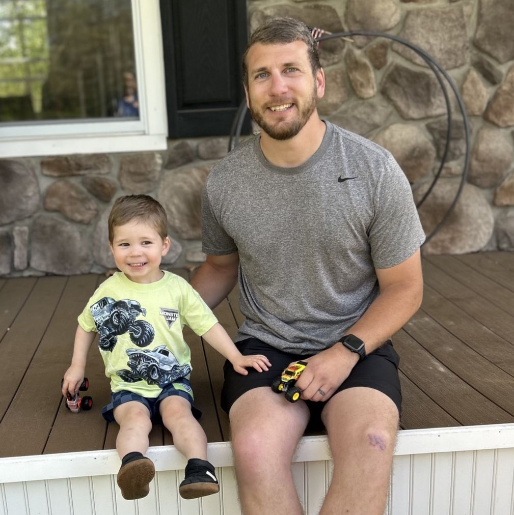 Profile of Matthew Sayre