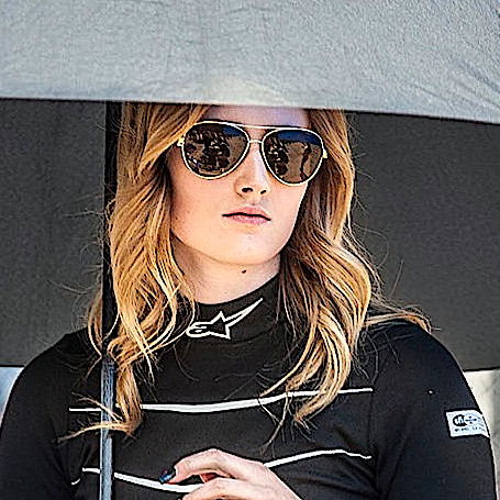 Profile of Ashley Graaf