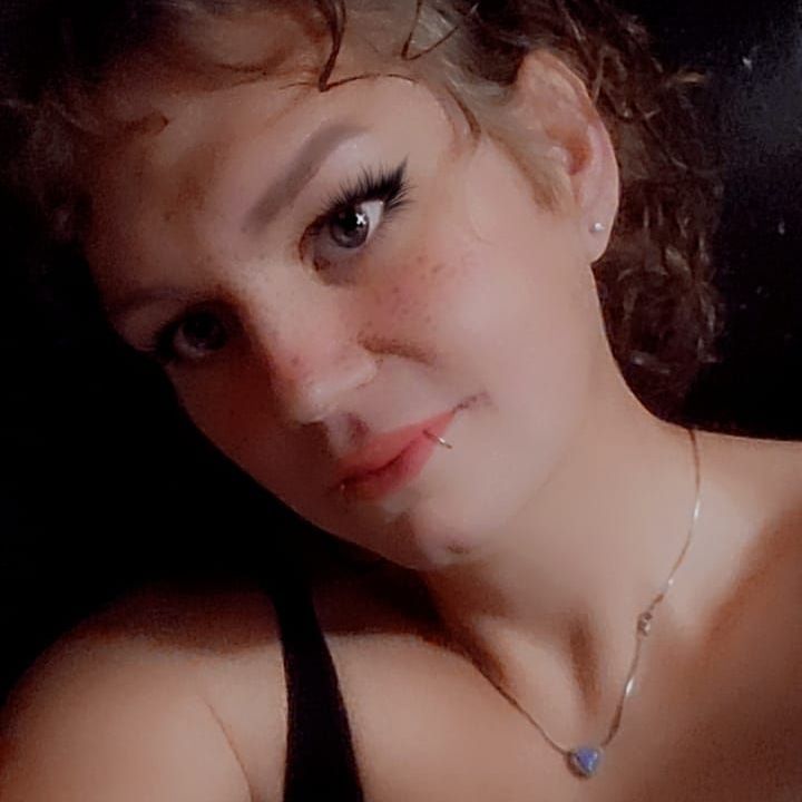 Profile of bailey hart