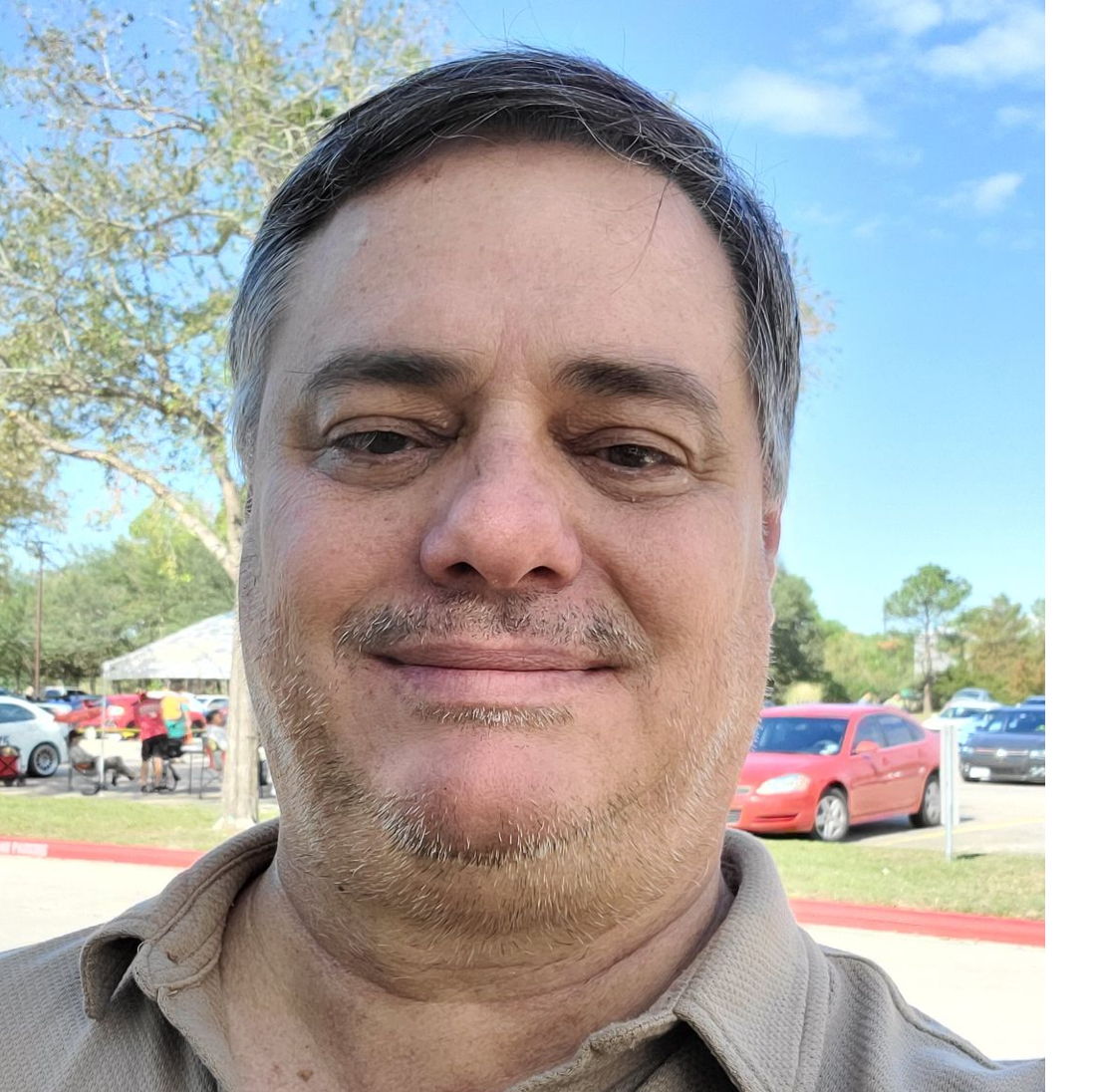 Profile of Henrique Perez