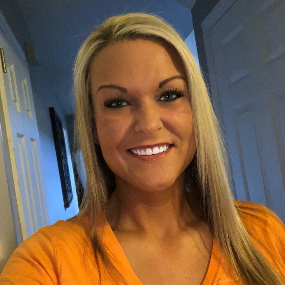 Profile of Amber Holthofer