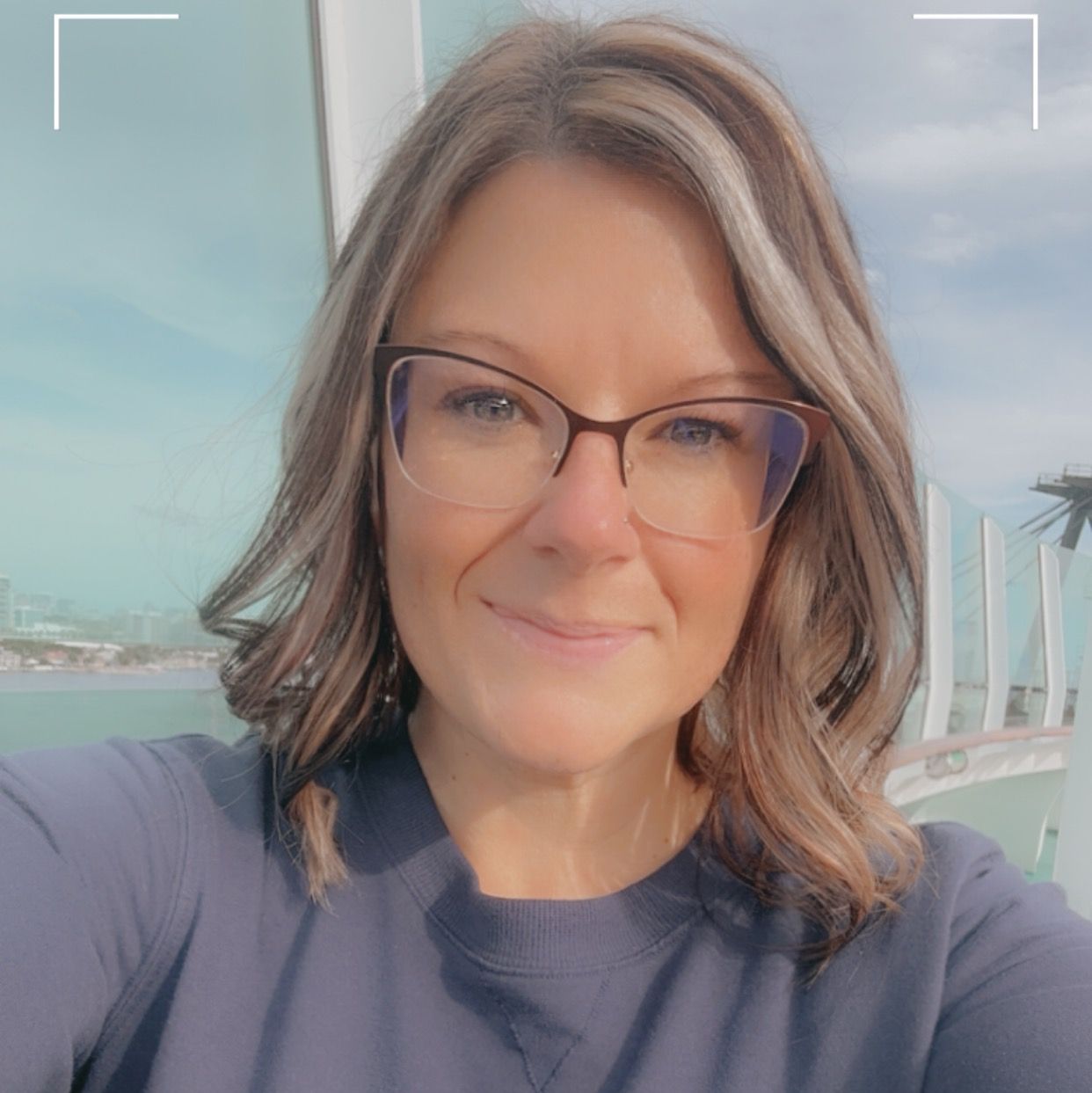 Profile of Everett Hull