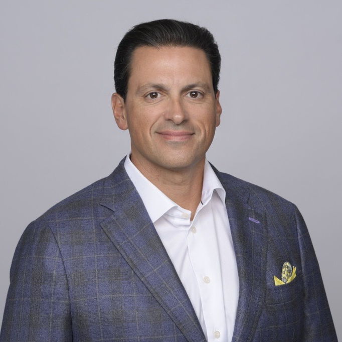 Profile of Alex Hernandez