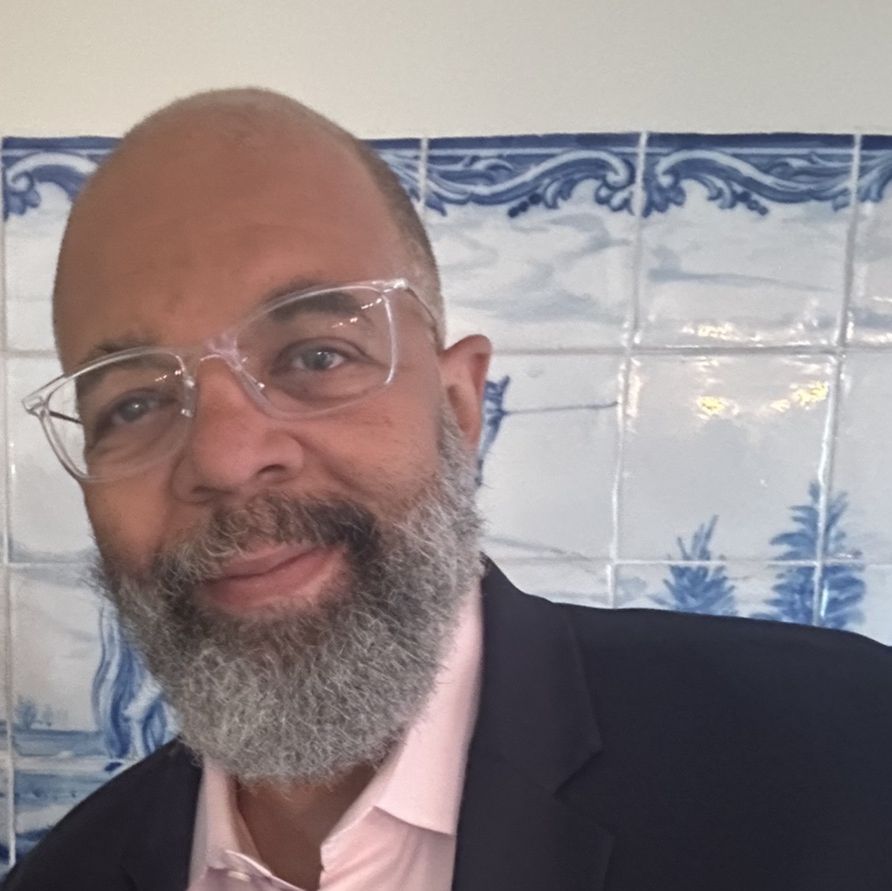 Profile of Derrick Wallace