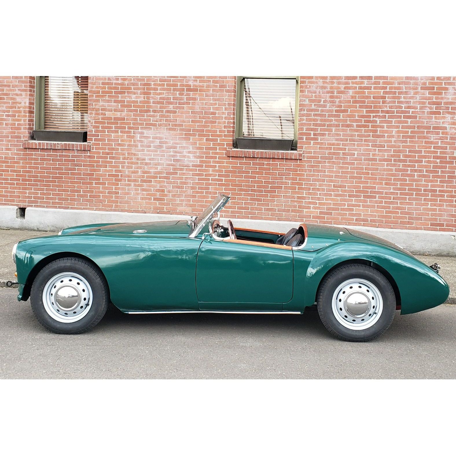 Profile of Isaiah COx