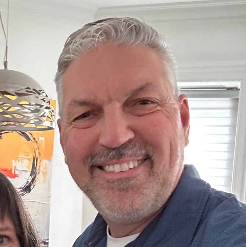 Profile of Vince Gill-Cuffaro