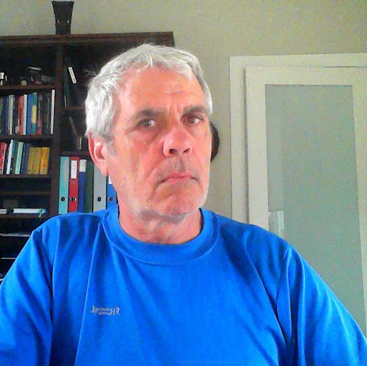 Profile of Urs Bruhin