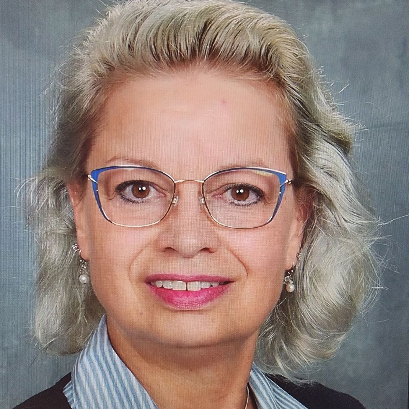 Profile of Barbara Bielucki