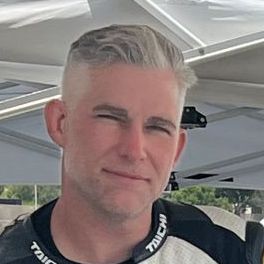 Profile of Lee McKenna